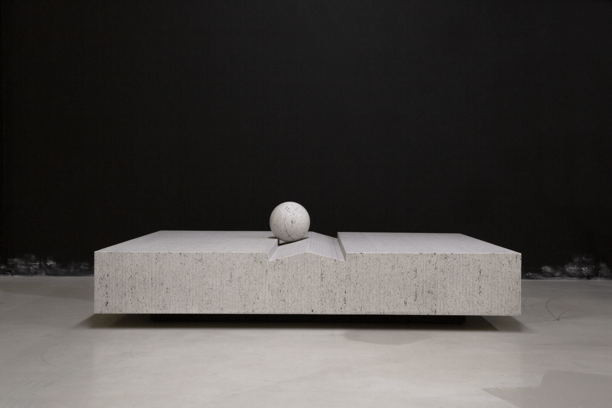 SUNDAY TABLE - BLANC NOIR MAYKUME